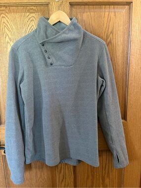 White Sierra women’s  Button-Trim Turtleneck Sweater in Gray